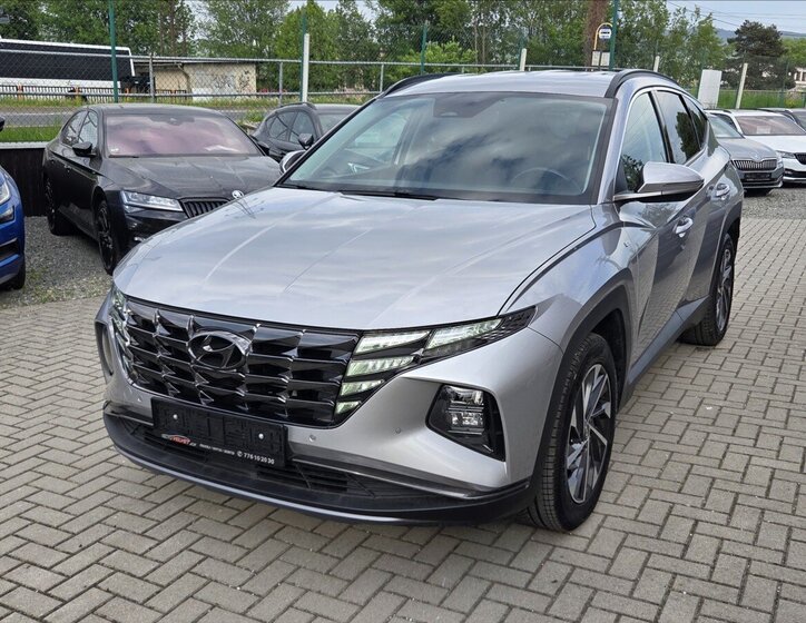 Hyundai Tucson SUV 1,6 l 100 kw