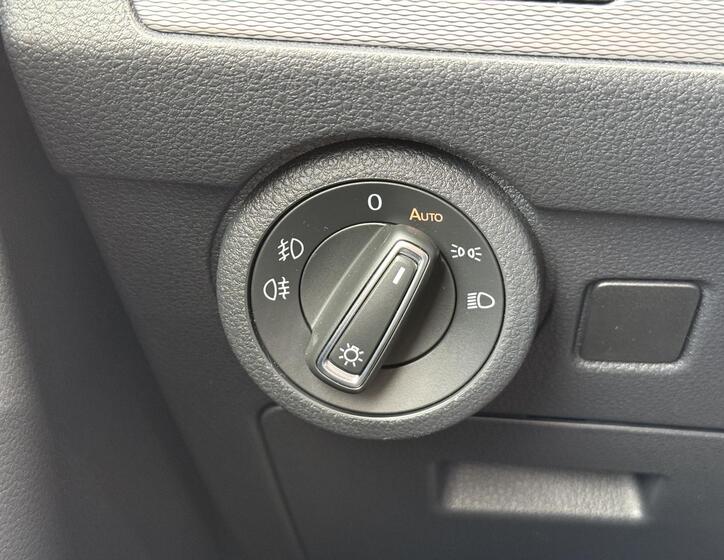 Volkswagen Multivan 37