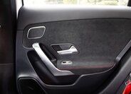 Mercedes-Benz Třídy A Hatchback 0,0 310 kw