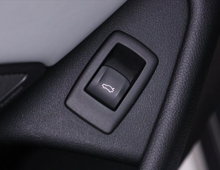 BMW M5 Sedan 4,4 l 441 kw