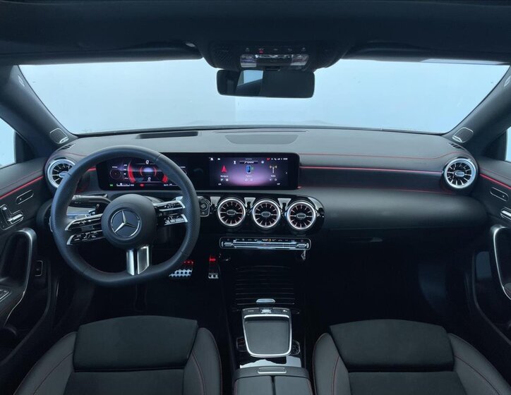 Mercedes-Benz CLA 13