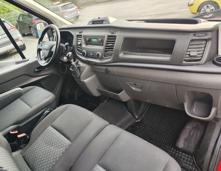Ford Transit 11