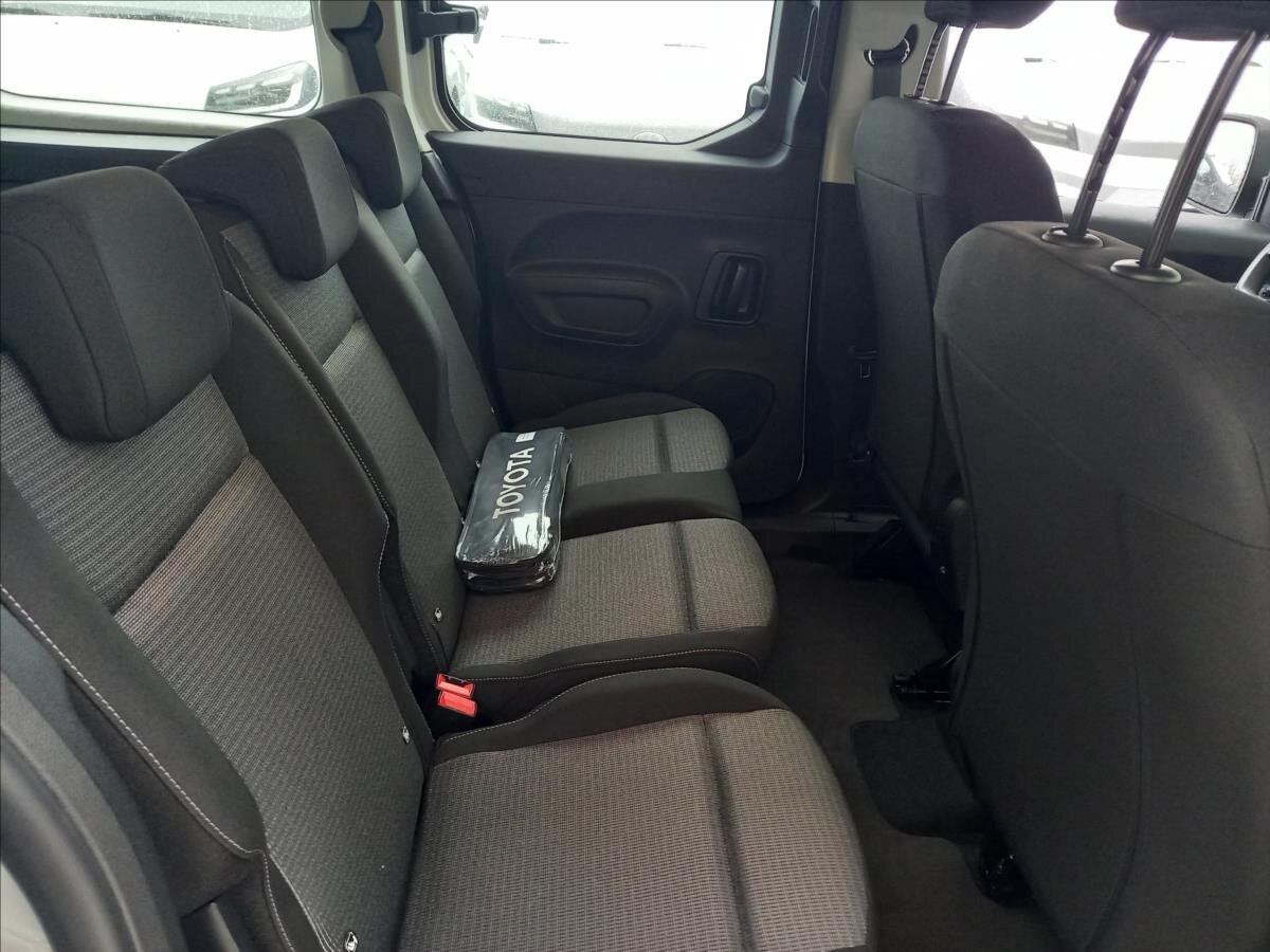 Toyota ProAce City Verso MPV 1,5 l 74 kw