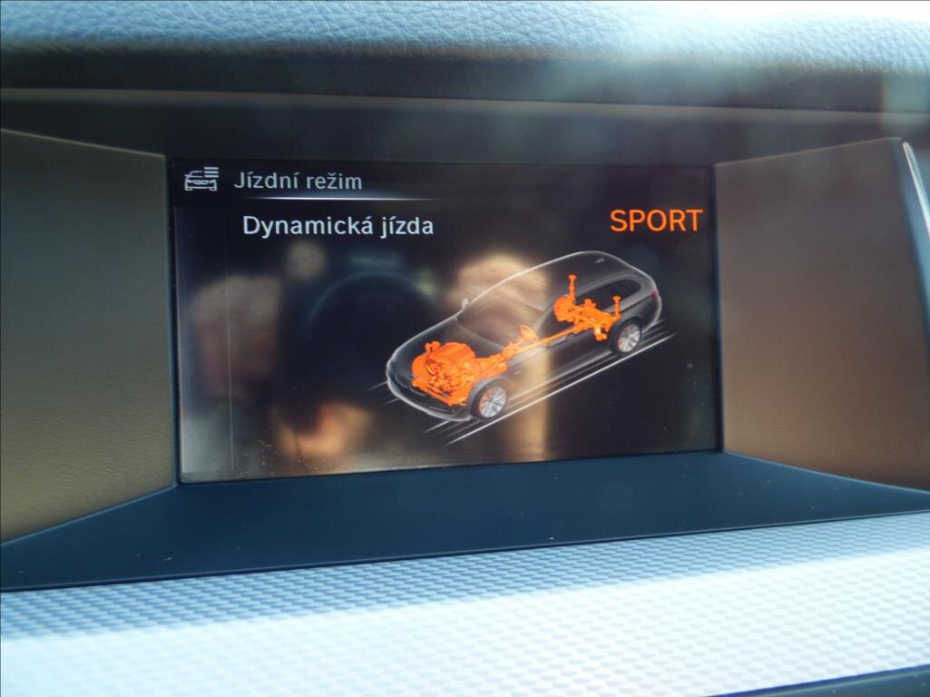 BMW Řada 5 Kombi 2,0 l 160 kw