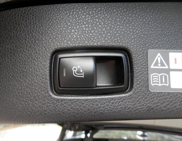 Mercedes-Benz GL SUV 4,7 l 320 kw