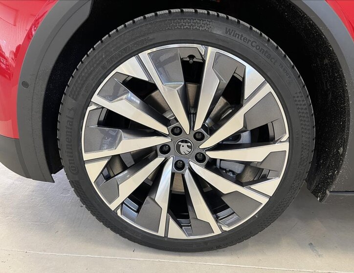 Škoda Elroq SUV / Terénní 1,0 210 kw