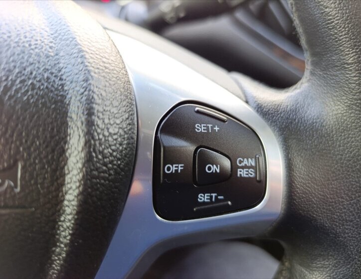 Ford B-MAX MPV 1,4 l 66 kw