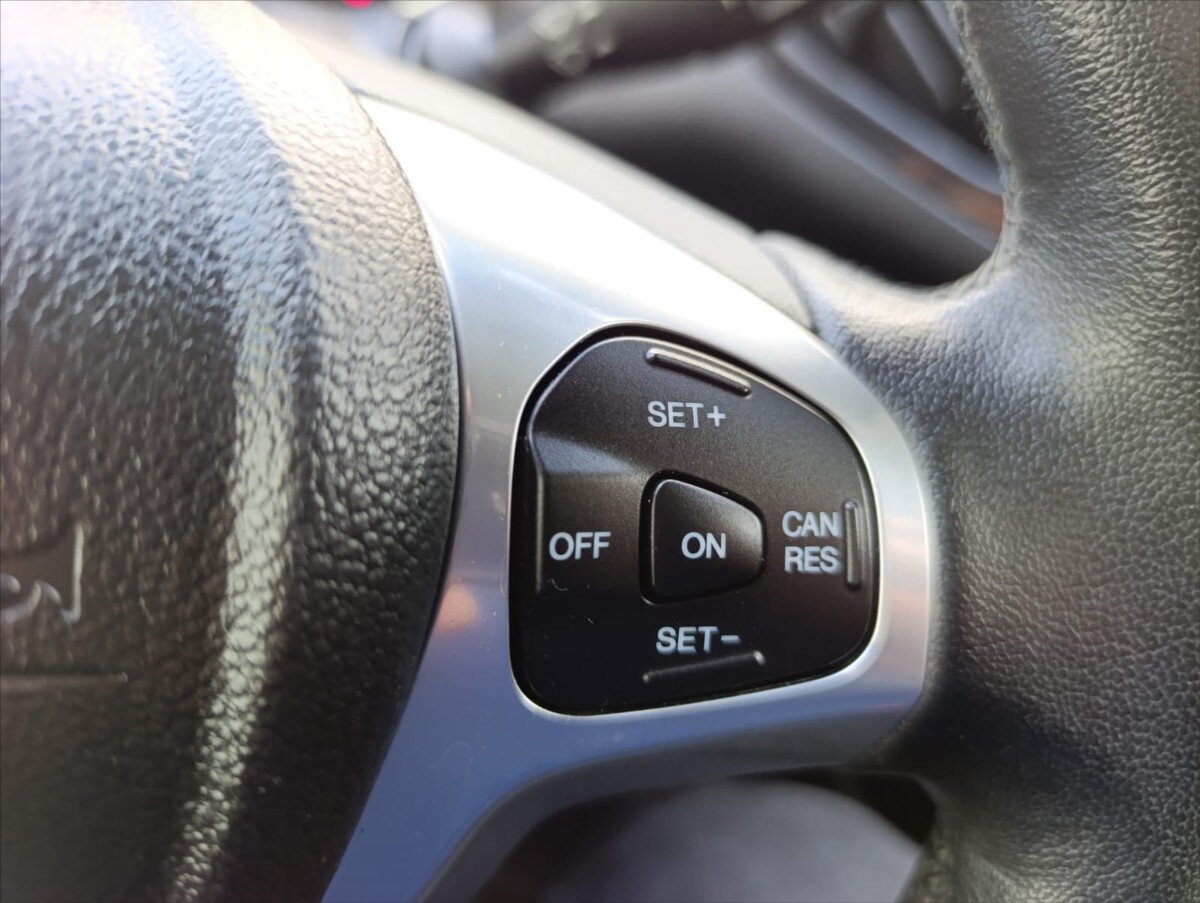 Ford B-MAX MPV 1,4 l 66 kw