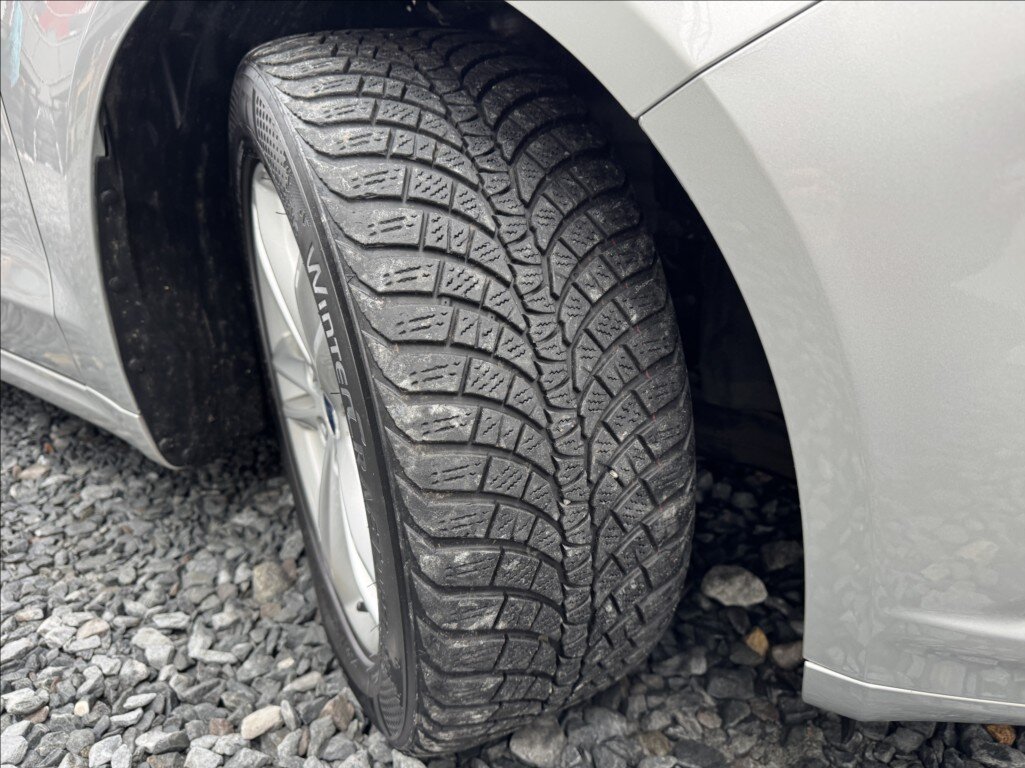 Ford Mondeo Kombi 2,0 l 132 kw