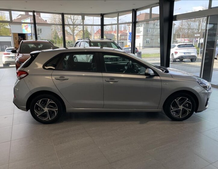 Hyundai i30 Hatchback 1,5 l 117 kw