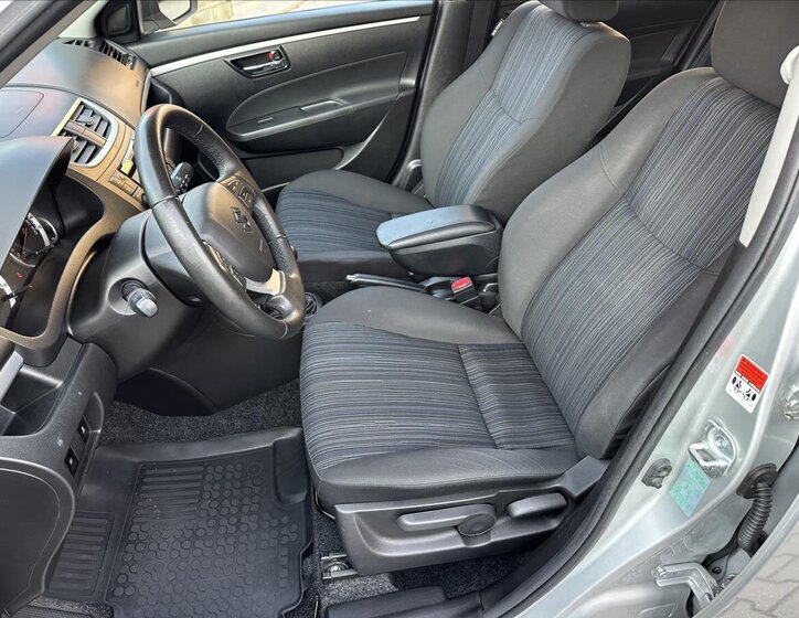 Suzuki Swift Hatchback 1,2 l 69 kw