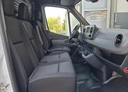 Mercedes-Benz Sprinter 16