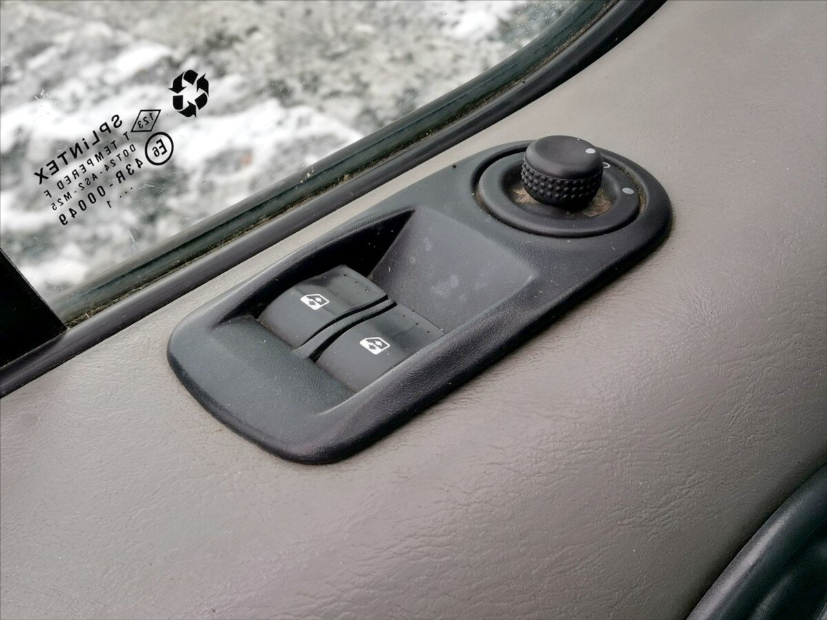 Renault Trafic Ostatní 2,0 l 66 kw