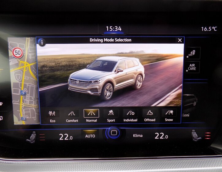 Volkswagen Touareg SUV / Terénní 3,0 l 210 kw