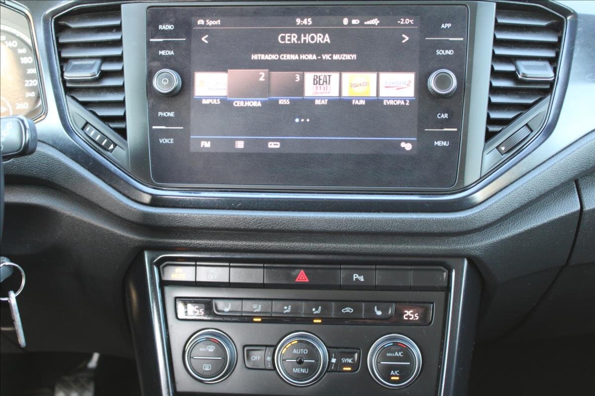 Volkswagen T-Roc SUV 1,6 l 85 kw