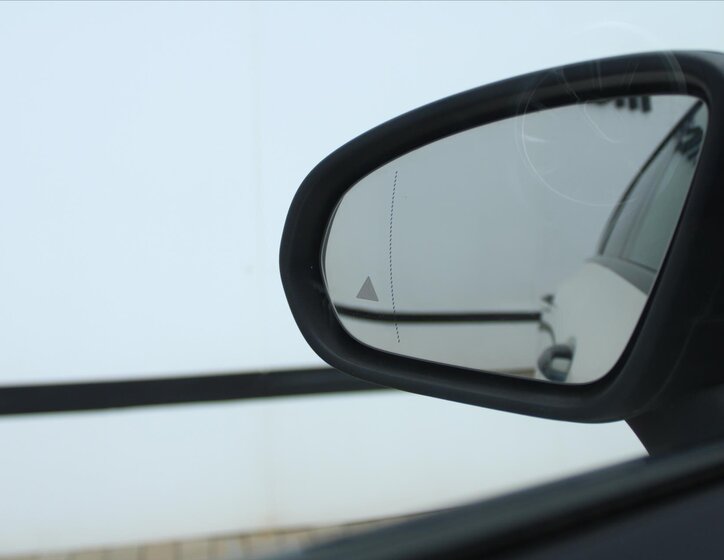 Mercedes-Benz CLA Kombi 1,3 l 193 kw