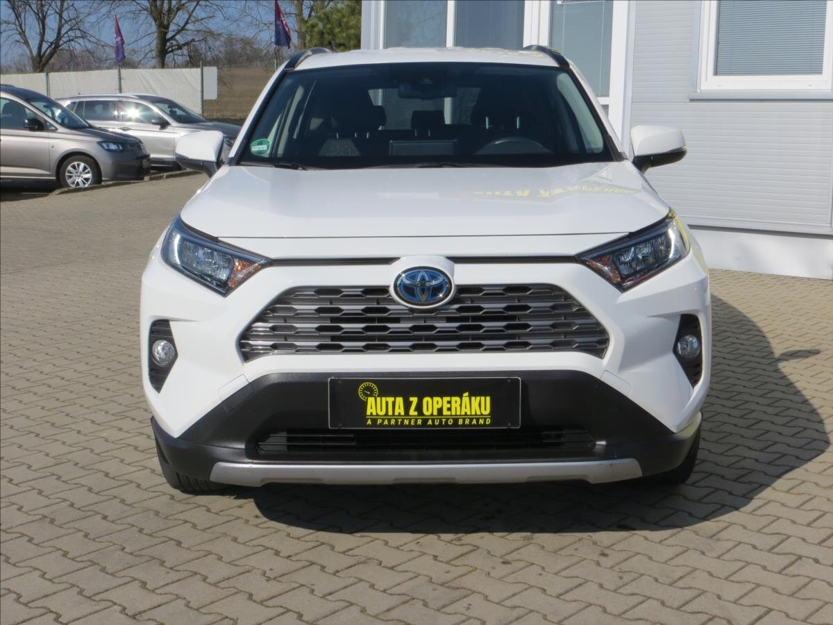 Toyota RAV4 SUV 2,5 l 131 kw