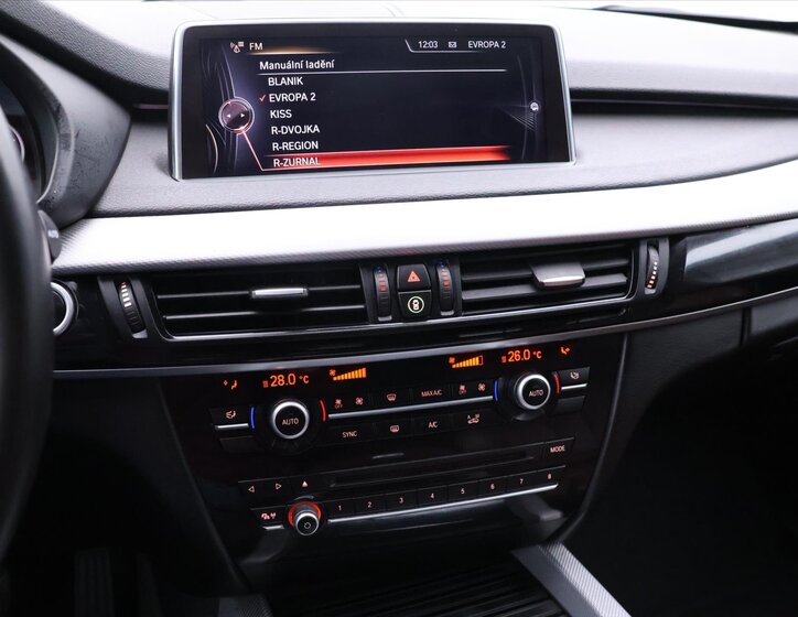 BMW X5 SUV / Terénní 3,0 l 230 kw