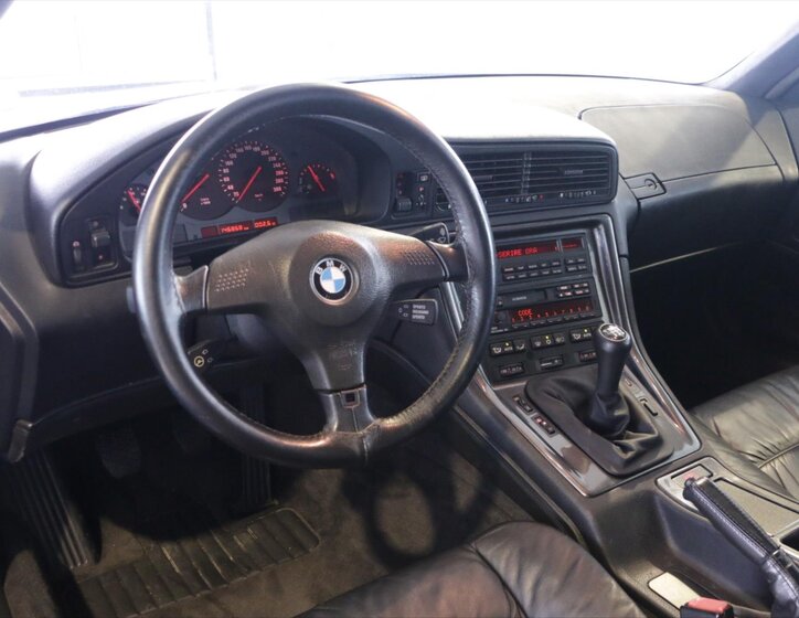 BMW Řada 8 Kupé 5,6 l 280 kw