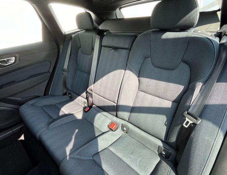 Volvo XC60 SUV / Terénní 2,0 l 184 kw