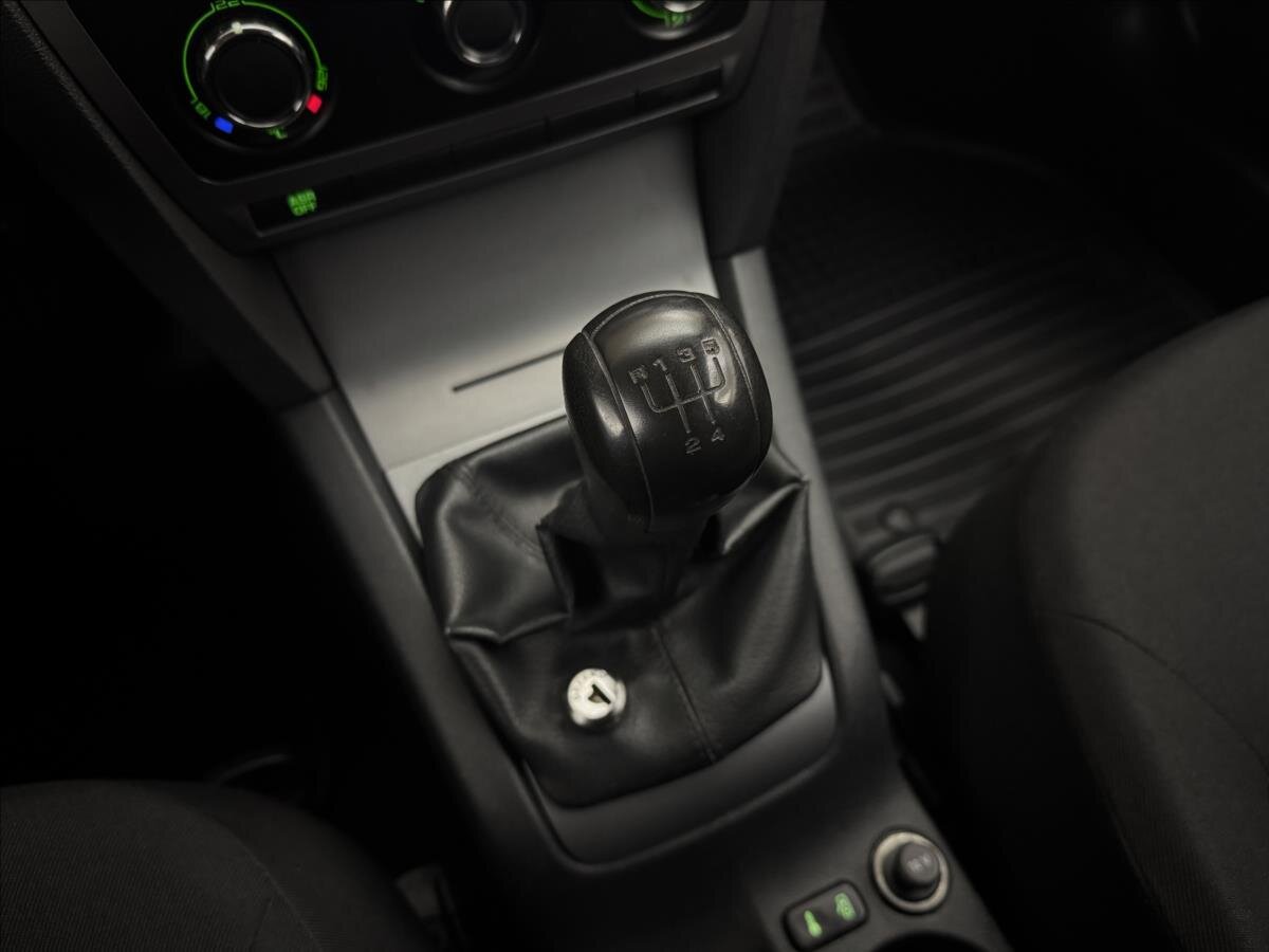 Škoda Octavia Sedan / Limuzína 1,4 l 59 kw