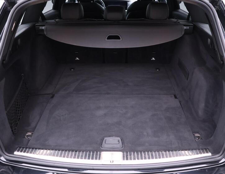 Mercedes-Benz Třídy E 10