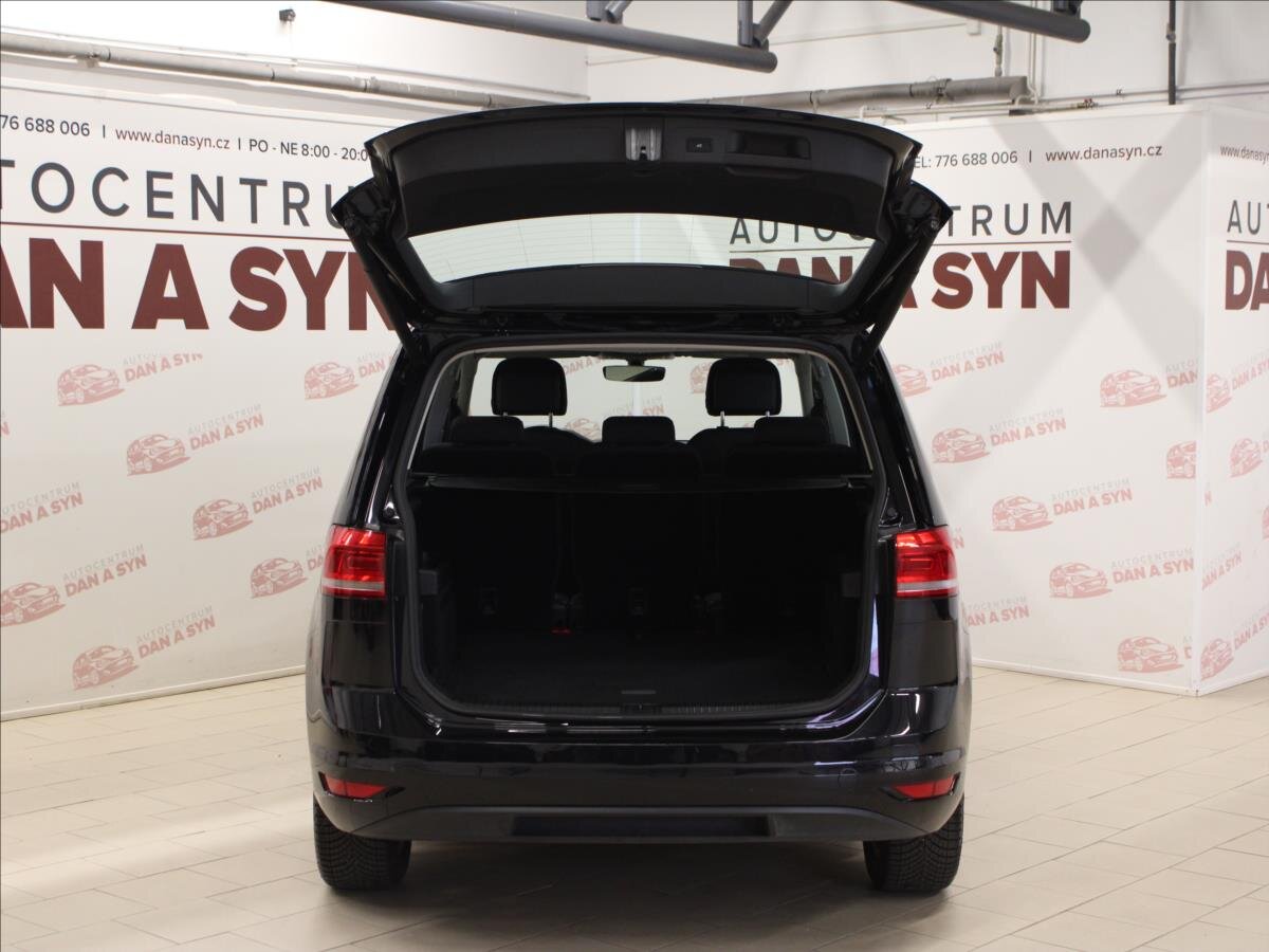 Volkswagen Touran MPV 1,5 l 110 kw