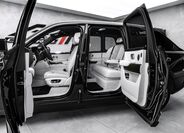 Rolls-Royce Cullinan 17