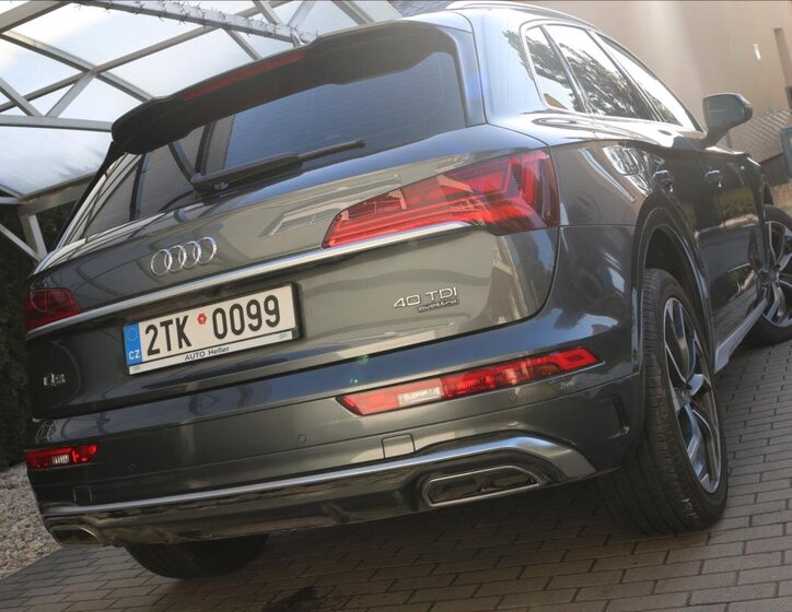 Audi Q5 SUV 2,0 l 150 kw