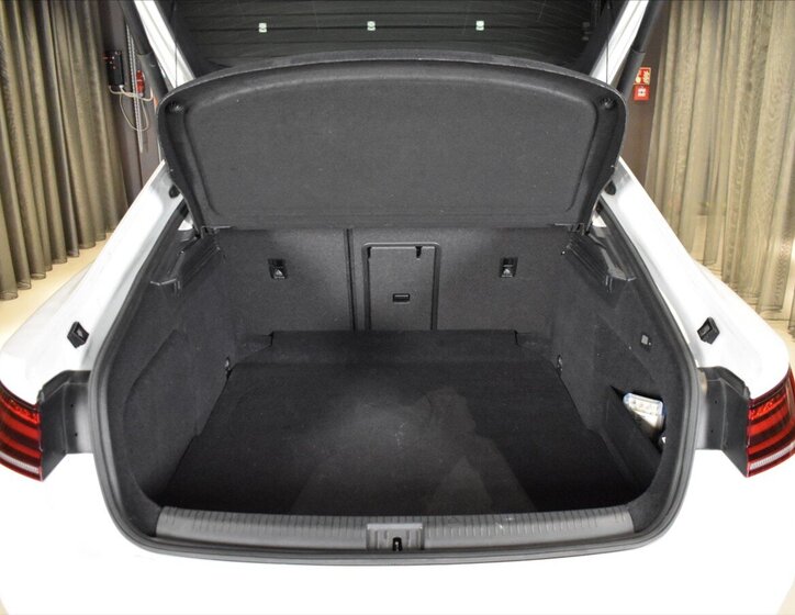 Volkswagen Arteon Liftback 2,0 l 176 kw