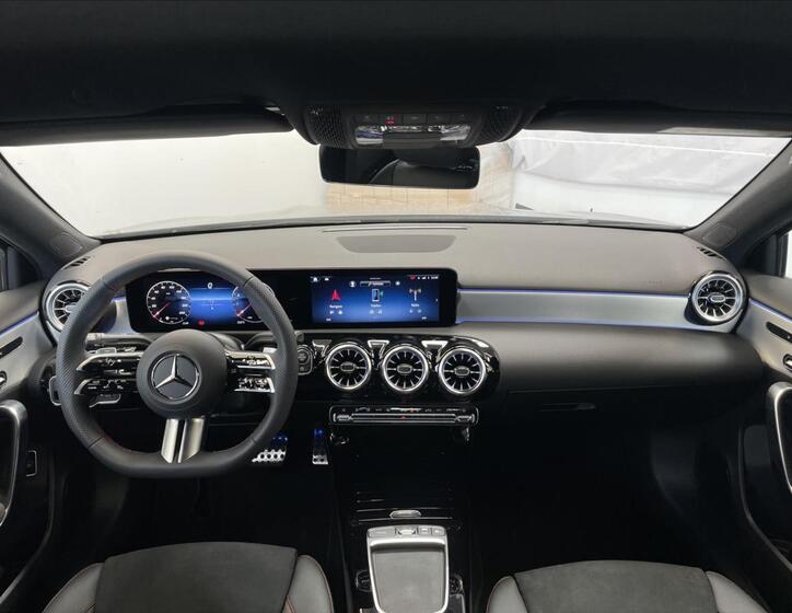 Mercedes-Benz Třídy A 13