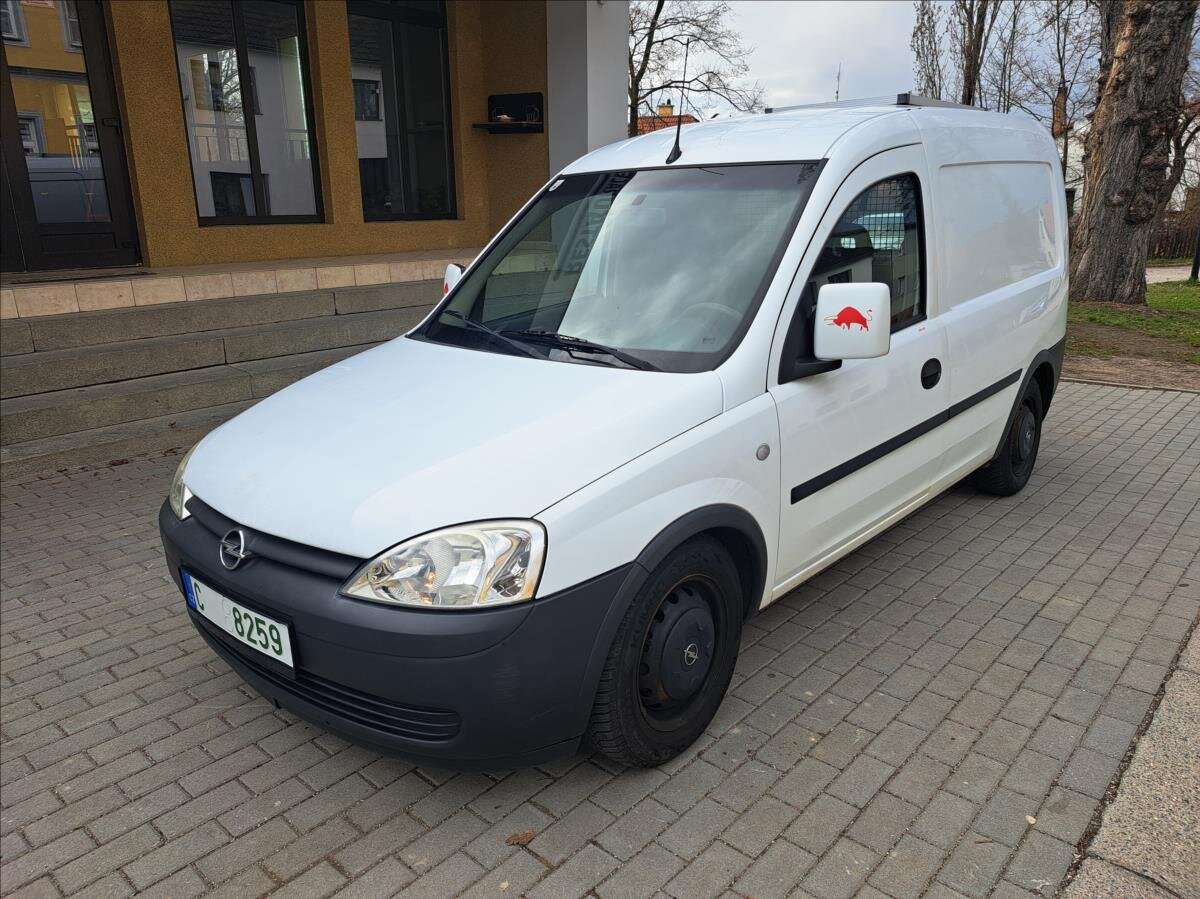 Opel Combo Skříň 1,2 l 55 kw