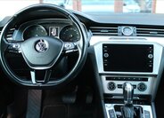 Volkswagen Passat 10