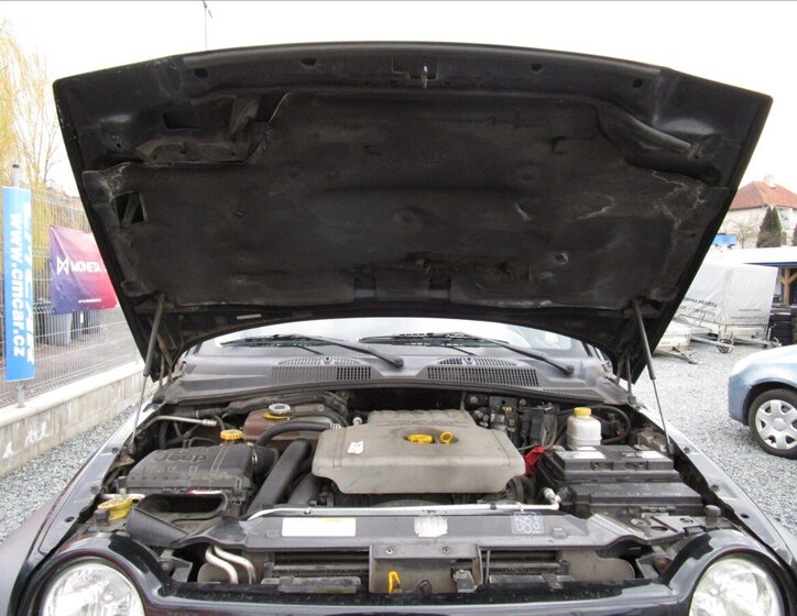 Jeep Cherokee Kombi 2,5 l 105 kw