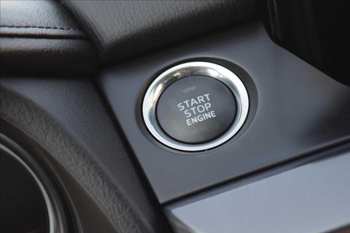 Mazda 6 Sedan / Limuzína 2,5 l 141 kw