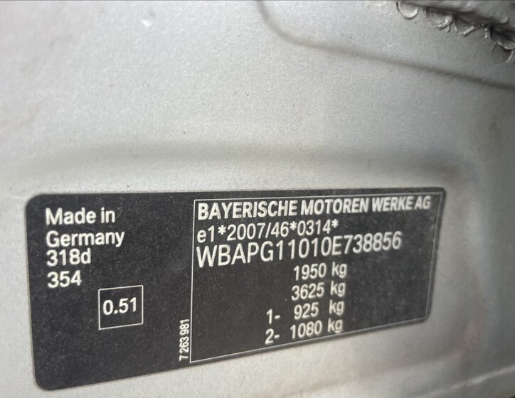 BMW Řada 3 Sedan / Limuzína 2,0 l 105 kw