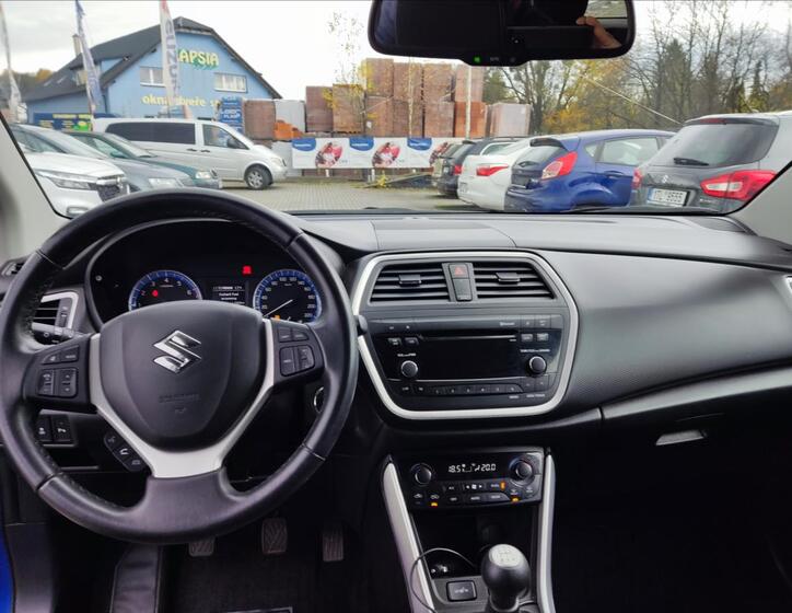 Suzuki SX4 S-Cross 7