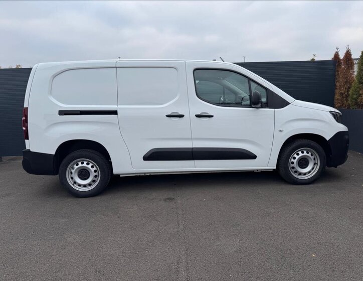 Peugeot Partner Skříň 1,5 l 96 kw