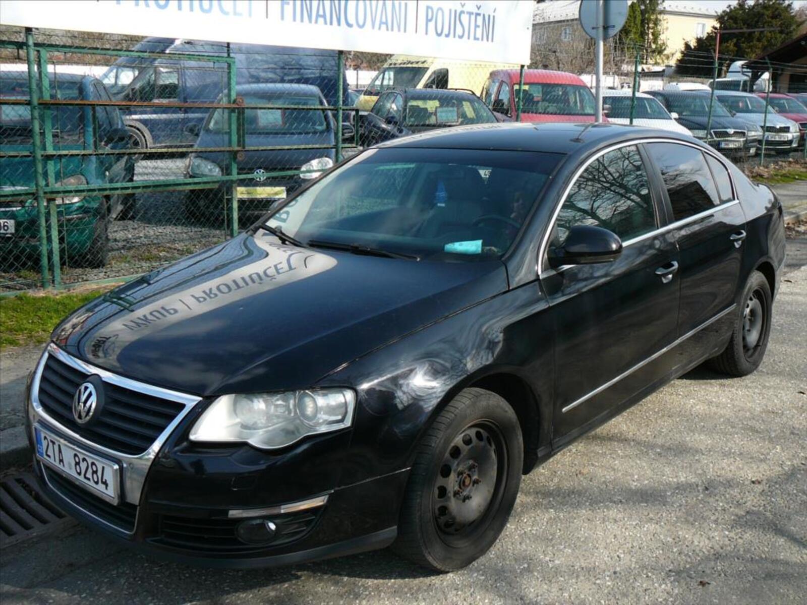 Volkswagen Passat 1