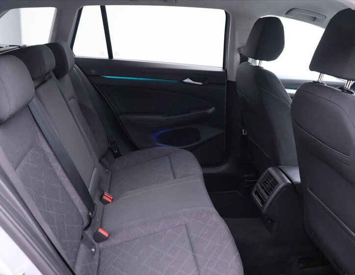 Volkswagen Golf Kombi 1,5 l 110 kw