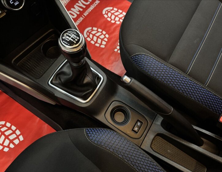 Dacia Duster SUV / Terénní 1,3 l 96 kw