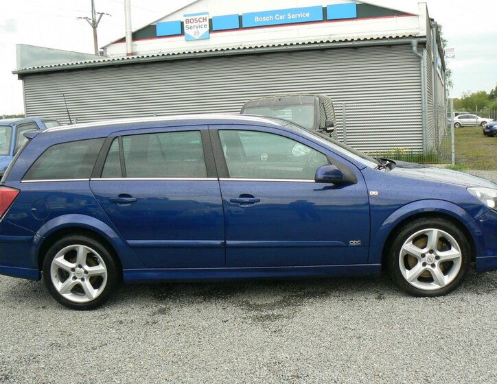 Opel Astra Kombi 2,0 l 147 kw