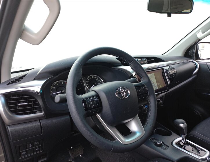 Toyota Hilux Pick-up 2,8 l 150 kw
