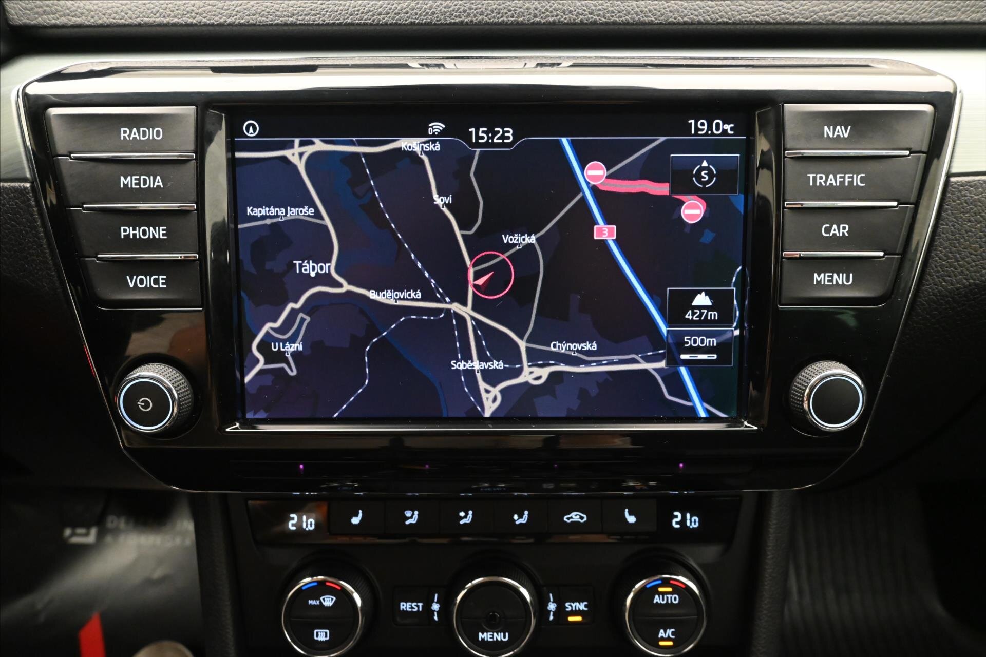 Škoda Superb Kombi 1,6 l 88 kw