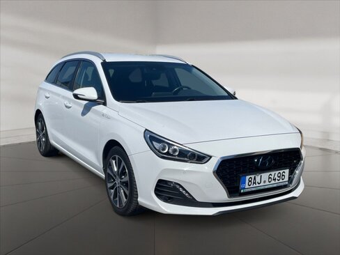 Hyundai i30 Kombi 1,4 l 103 kw