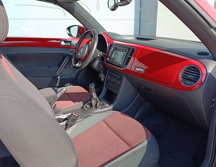 Volkswagen Beetle Kabriolet 1,2 l 77 kw