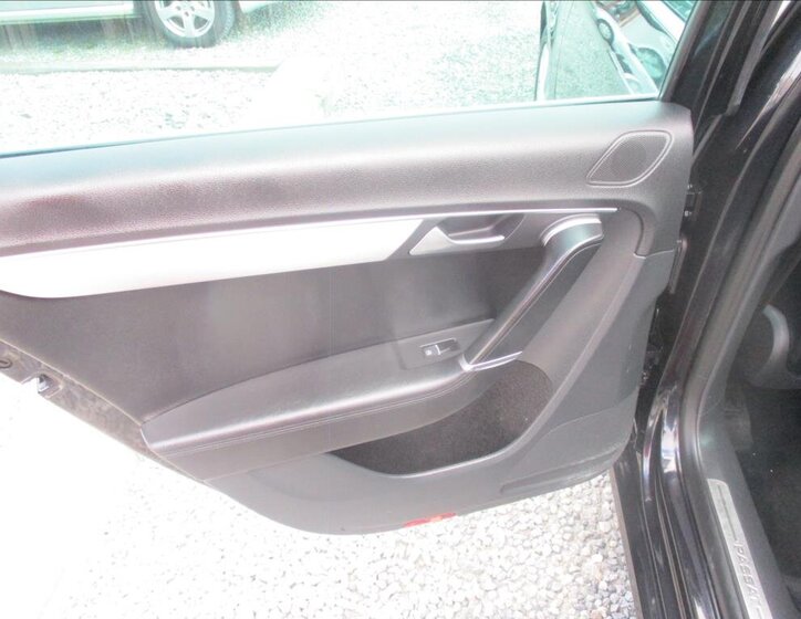 Volkswagen Passat Kombi 2,0 l 130 kw