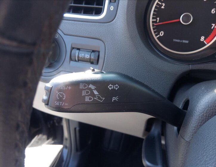 Volkswagen Polo Hatchback 1,2 l 77 kw