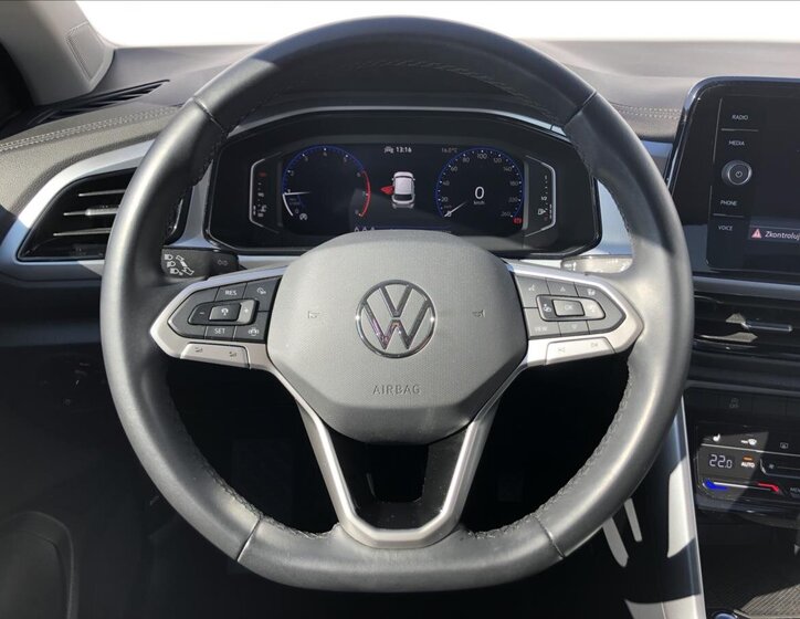 Volkswagen T-Roc 15