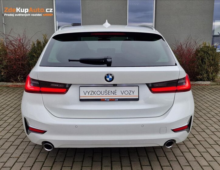 BMW Řada 3 9
